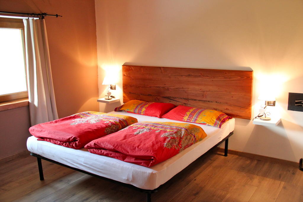 Mortirolo Bed & Breakfast Mazzo di Valtellina ห้อง รูปภาพ